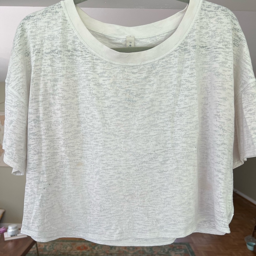Lululemon white crop